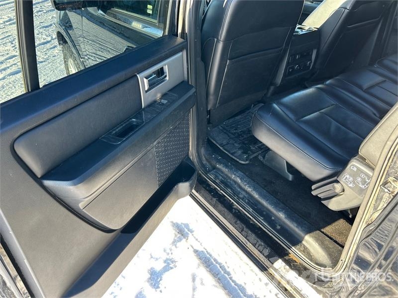 Ford Expedition Limited 4WD SUV Henkilöautot