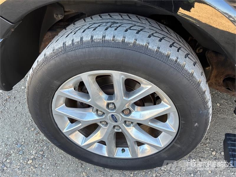 Ford Expedition Limited Max SUV Voiture
