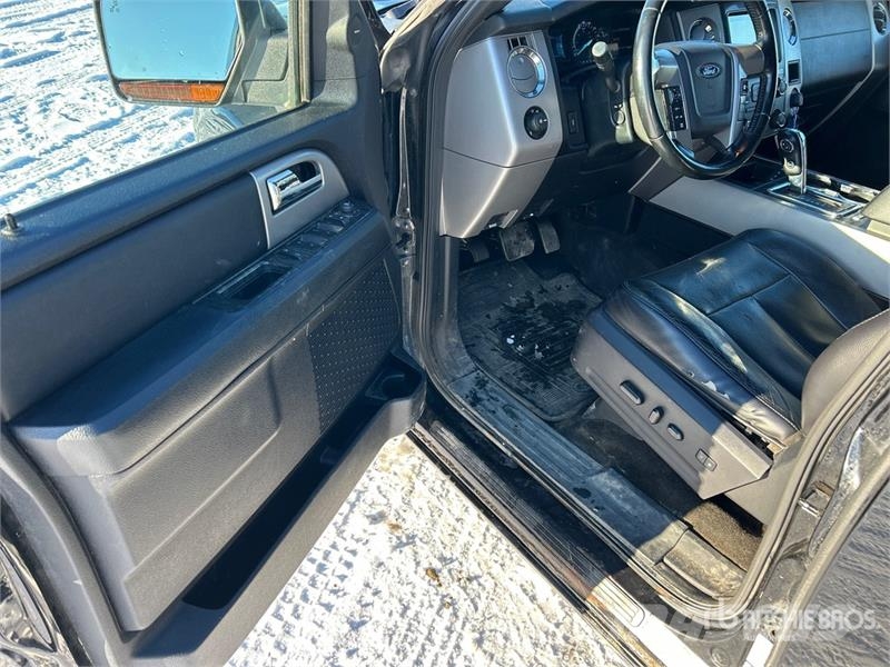 Ford Expedition Limited 4WD SUV Henkilöautot