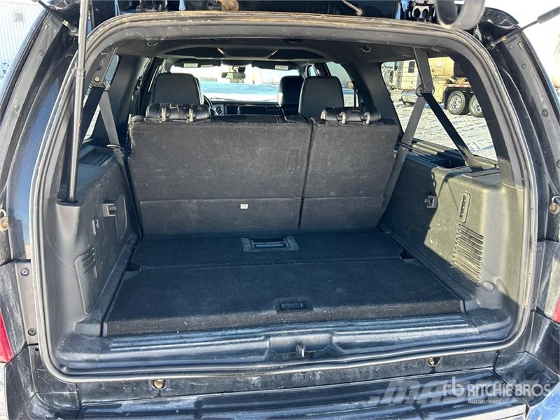 Ford Expedition Limited 4WD SUV Henkilöautot