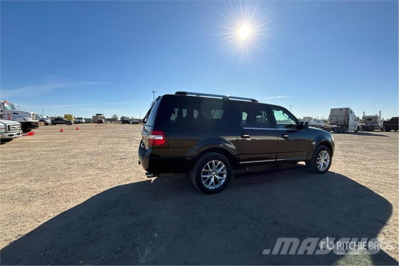 Ford Expedition Limited Max SUV Voiture