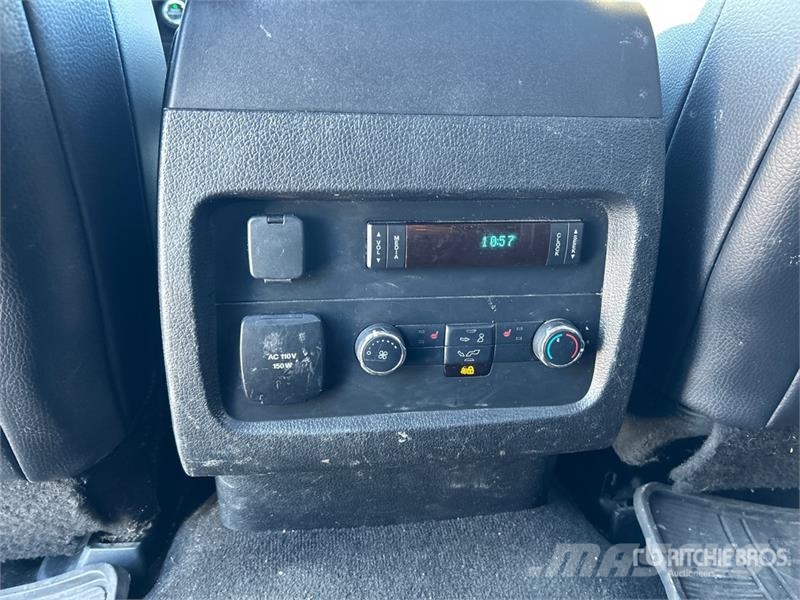Ford Expedition Limited 4WD SUV Henkilöautot