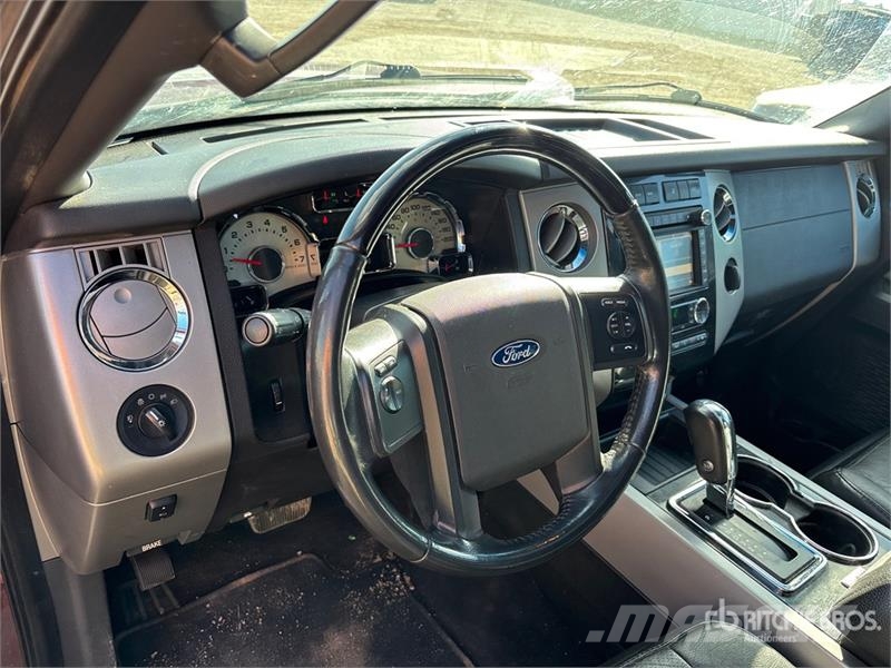 Ford Expedition Max Limited 4x4 SUV Sõiduautod