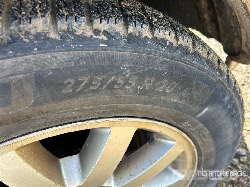 Ford Expedition XLT 4WD SUV سيارات