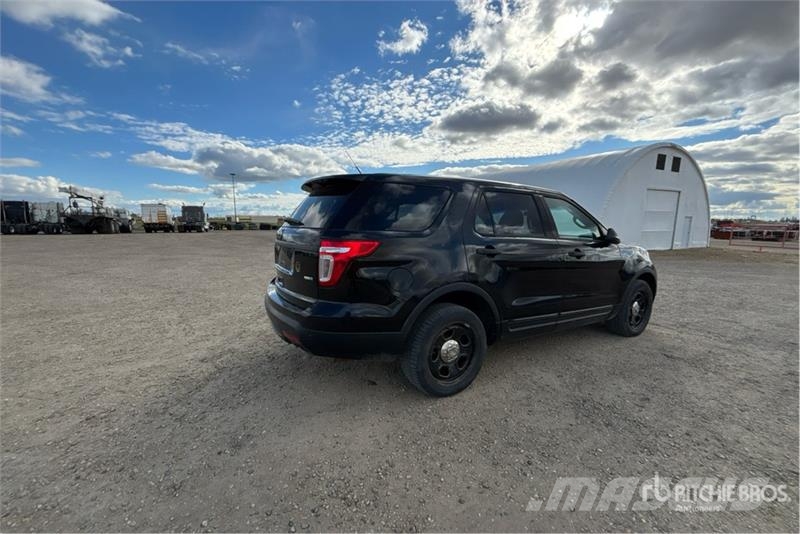 Ford Explorer Carros