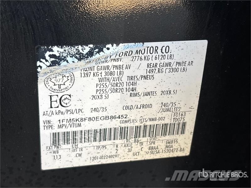Ford Explorer Voiture