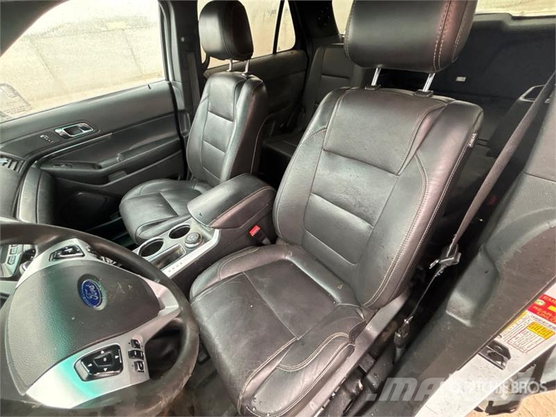Ford Explorer Masini