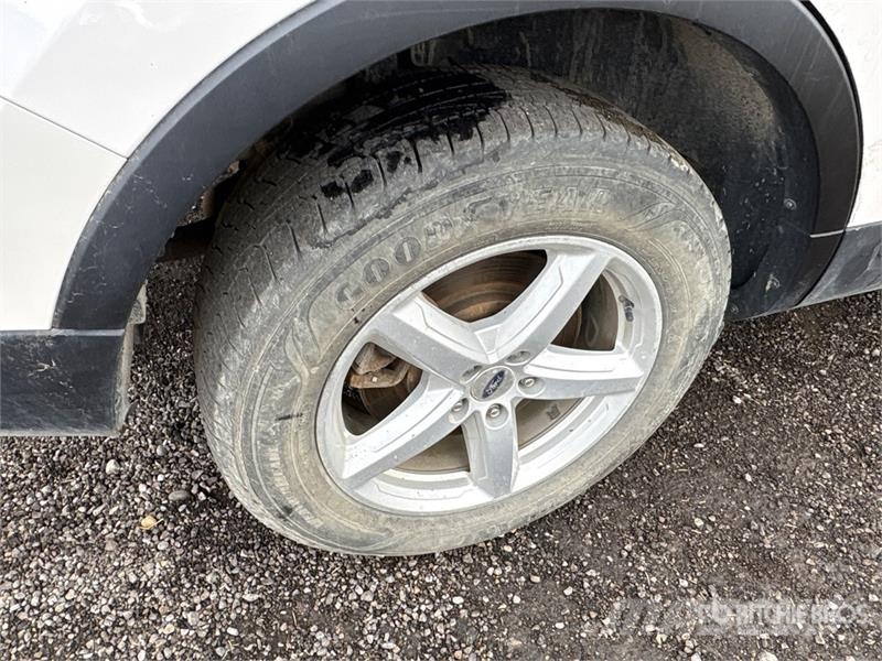 Ford Explorer Kistehergépjárművek