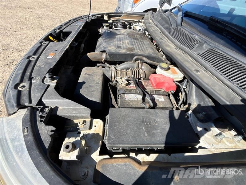 Ford Explorer Voiture