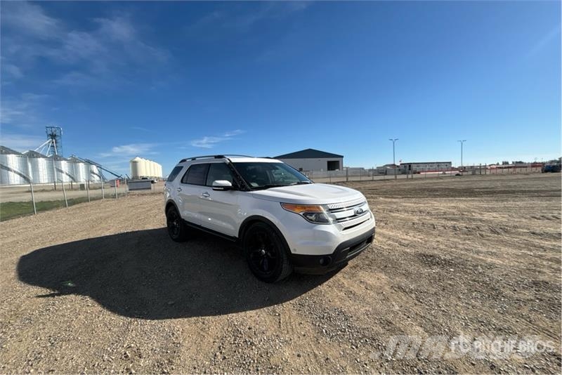 Ford Explorer Auto