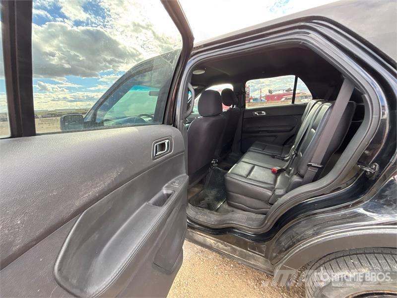 Ford Explorer Carros