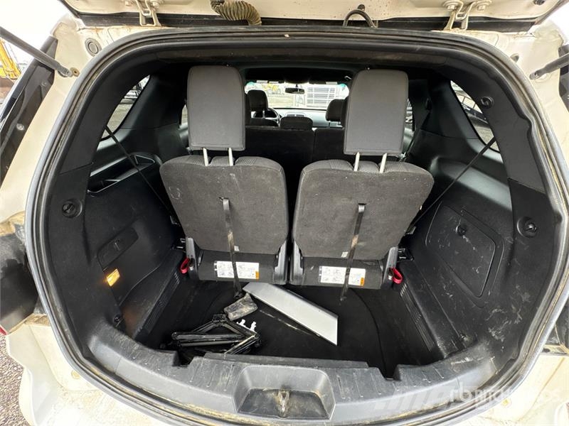 Ford Explorer Kistehergépjárművek