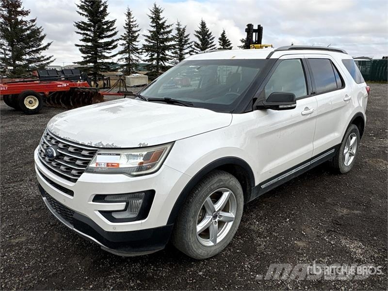 Ford Explorer Kistehergépjárművek