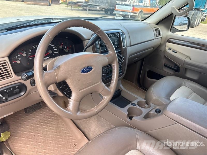 Ford Explorer Personbilar