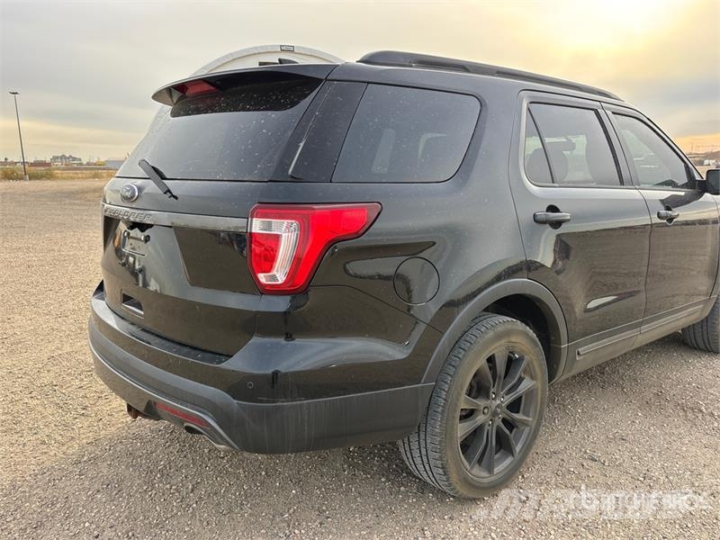 Ford Explorer Personbiler