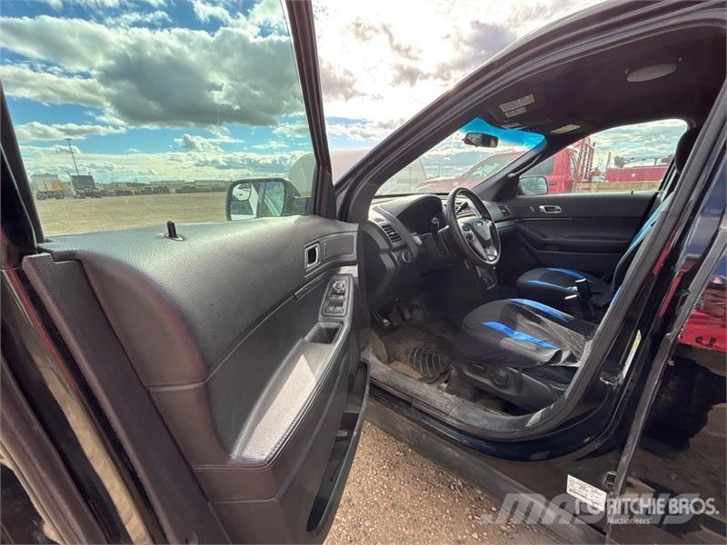 Ford Explorer Carros