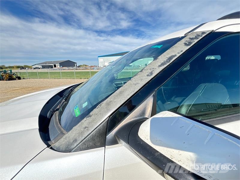 Ford Explorer Auto