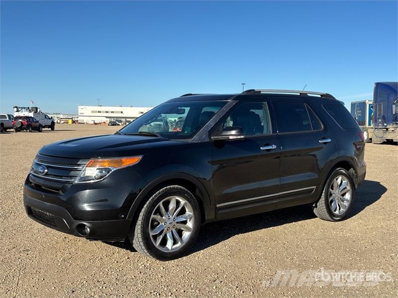 Ford Explorer Voiture