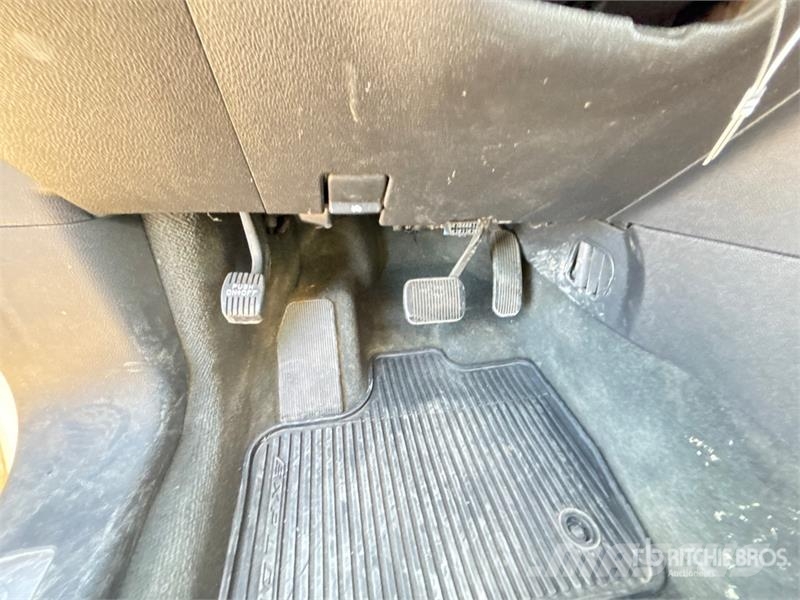 Ford Explorer Auto