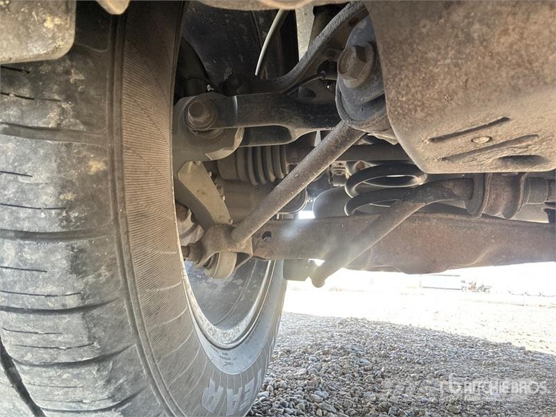 Ford Explorer Auto