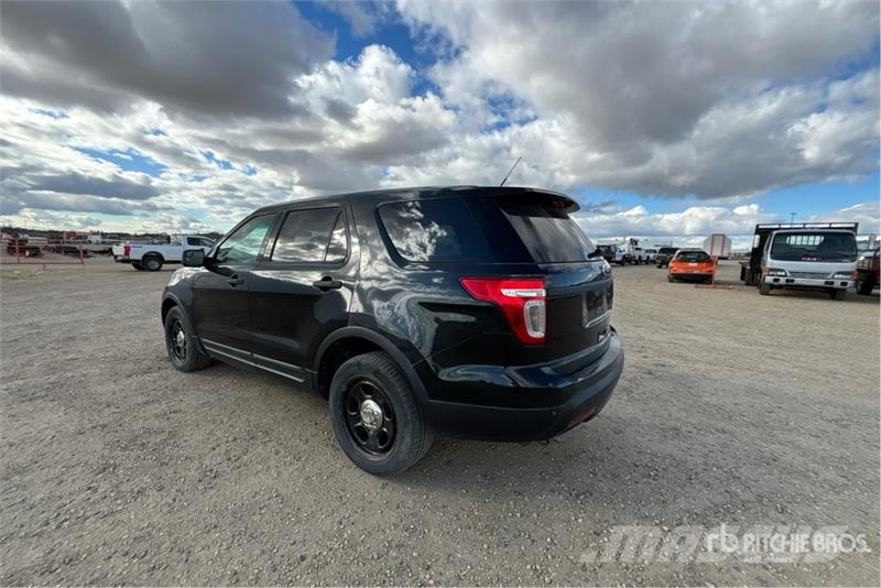 Ford Explorer Carros