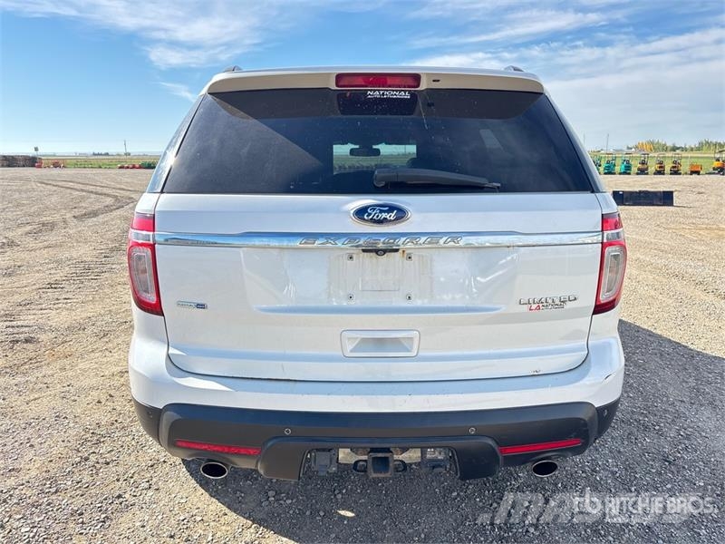 Ford Explorer Auto