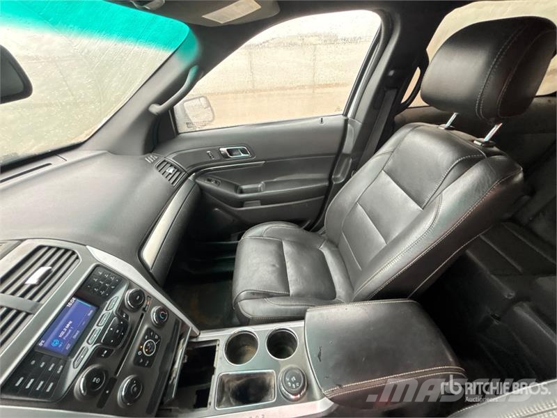 Ford Explorer Masini