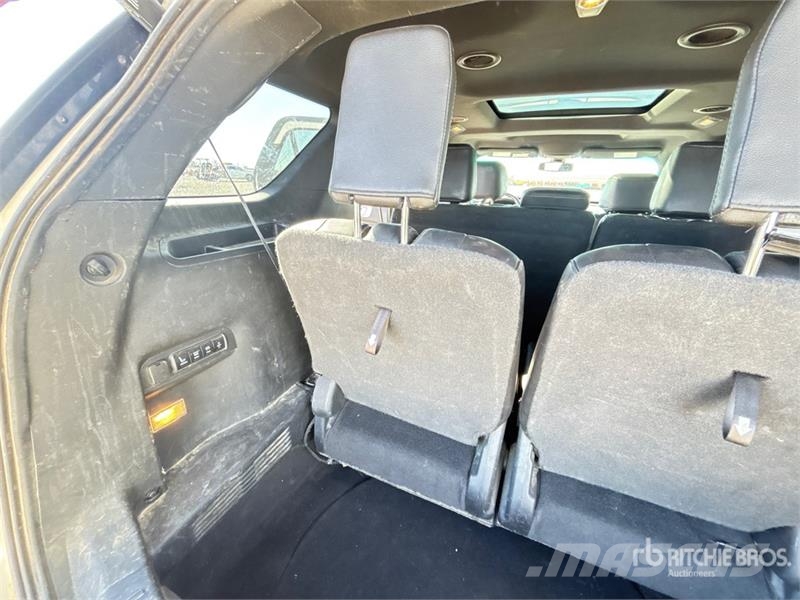 Ford Explorer Auto