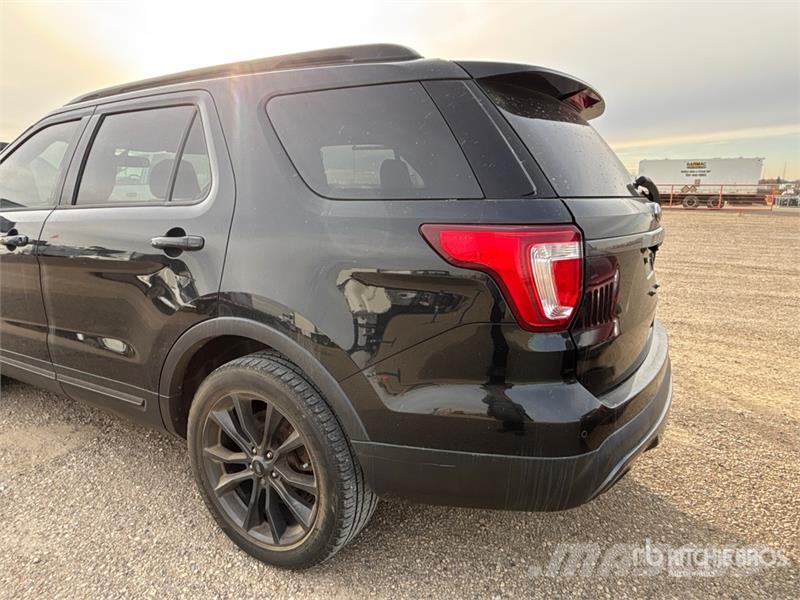 Ford Explorer Personbiler