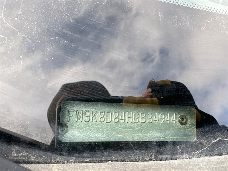 Ford Explorer Kistehergépjárművek