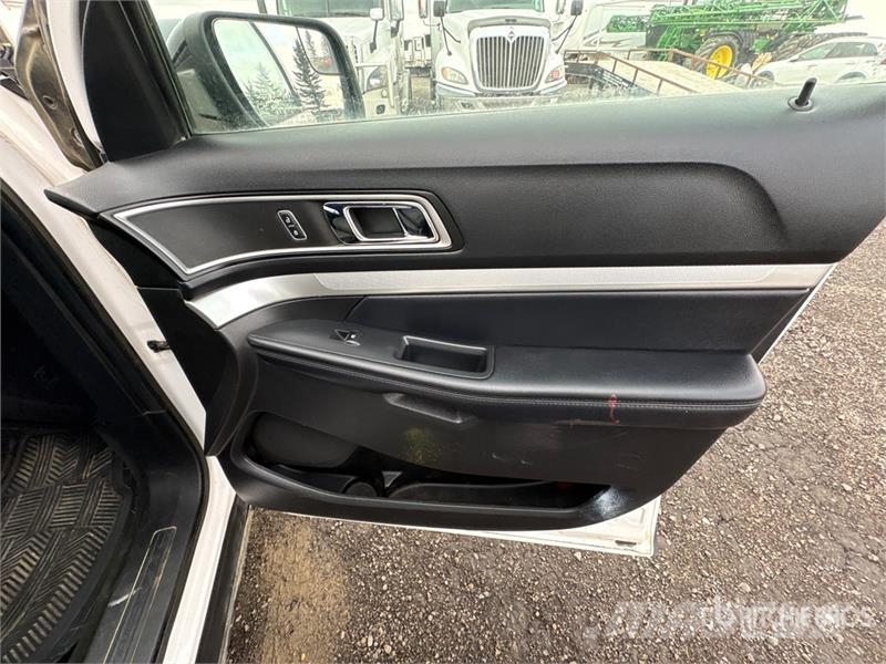Ford Explorer Kistehergépjárművek