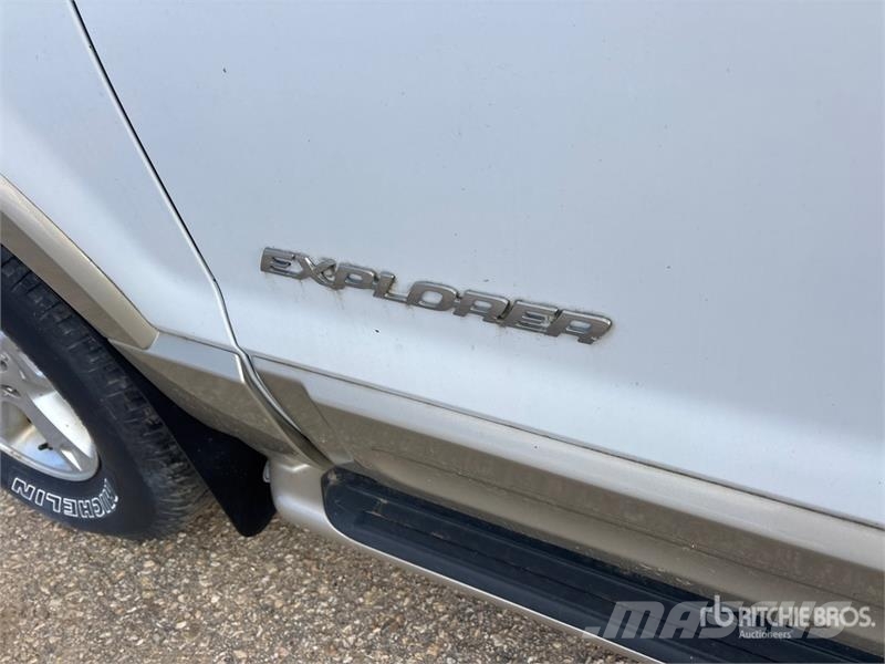 Ford Explorer Personbilar