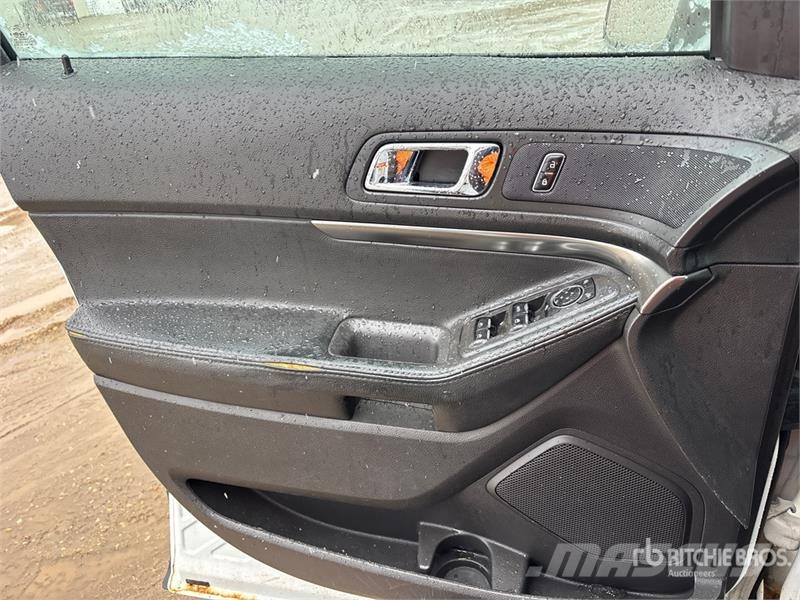 Ford Explorer Masini