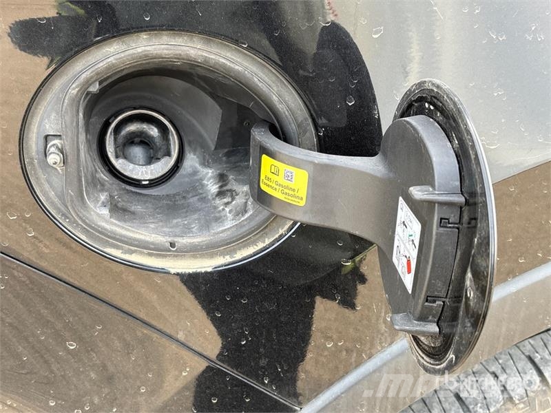 Ford Explorer Voiture