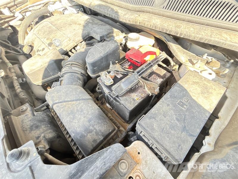 Ford Explorer Auto