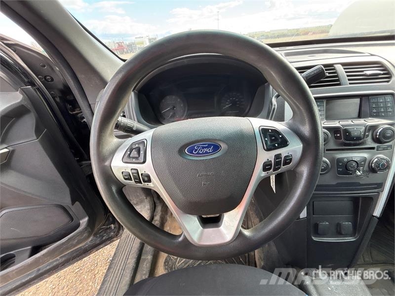 Ford Explorer Carros