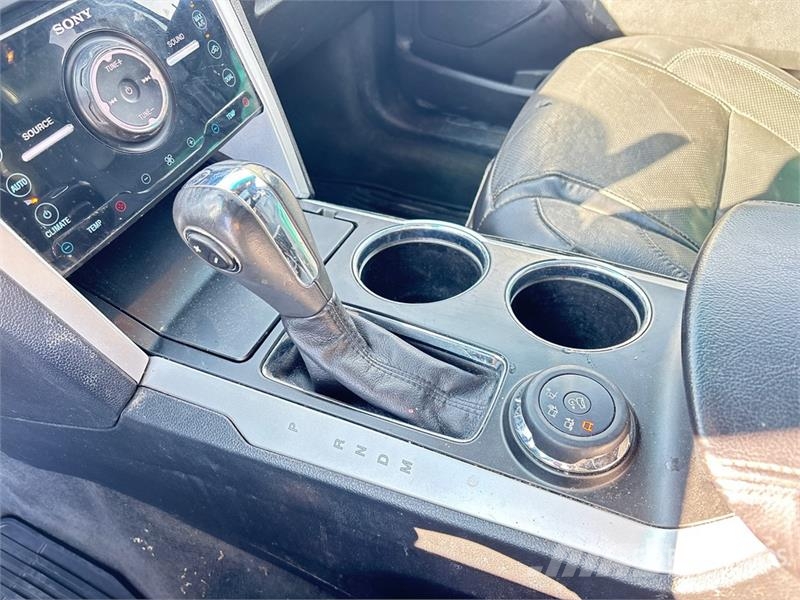 Ford Explorer Auto