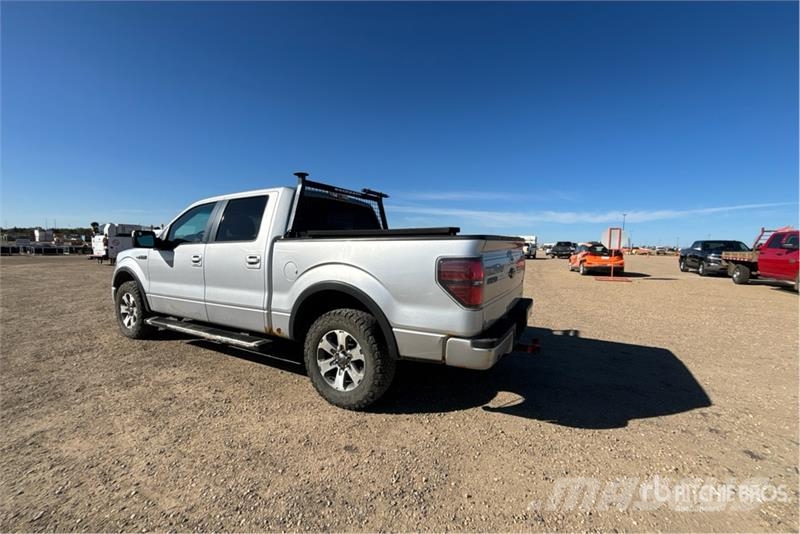 Ford F-150 4x4 Crew Cab Pickup Other