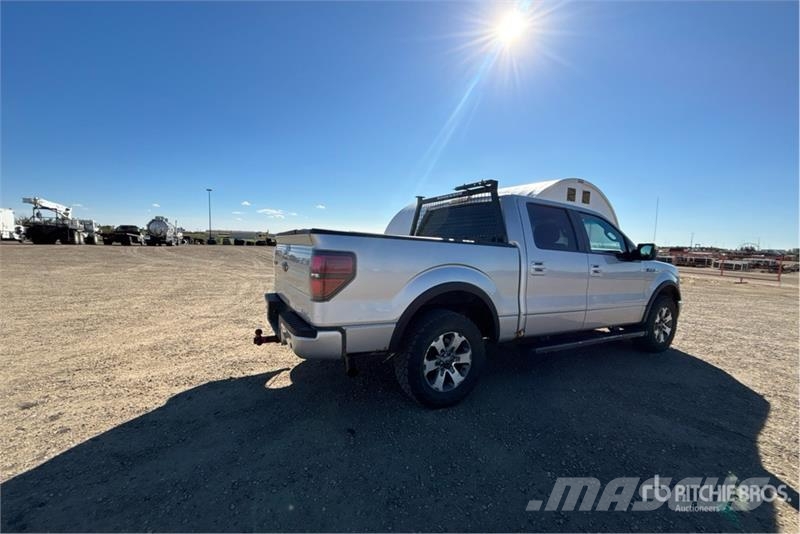 Ford F-150 4x4 Crew Cab Pickup Other