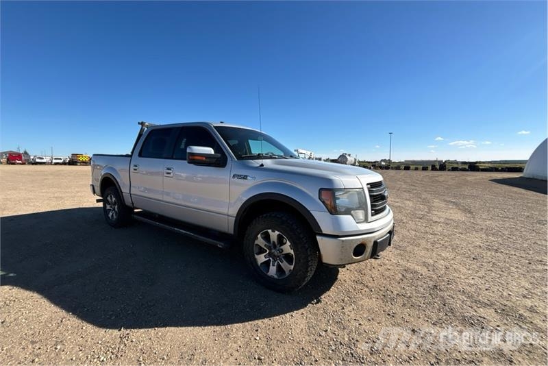Ford F-150 4x4 Crew Cab Pickup Other