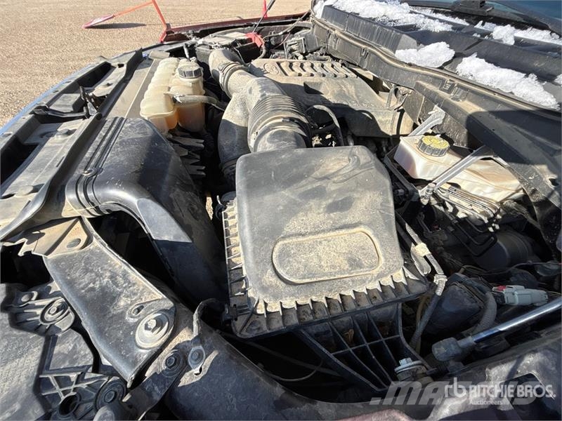 Ford F-150 4x4 Crew Cab Pickup Muu