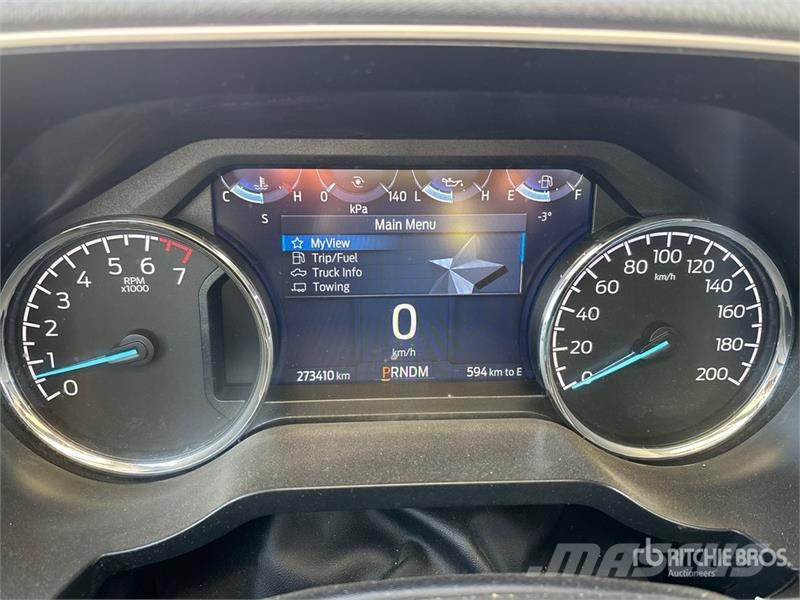 Ford F-150 4x4 Crew Cab Pickup Muu