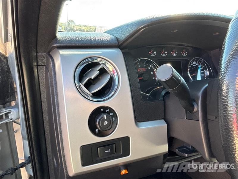 Ford F-150 4x4 Crew Cab Pickup Other