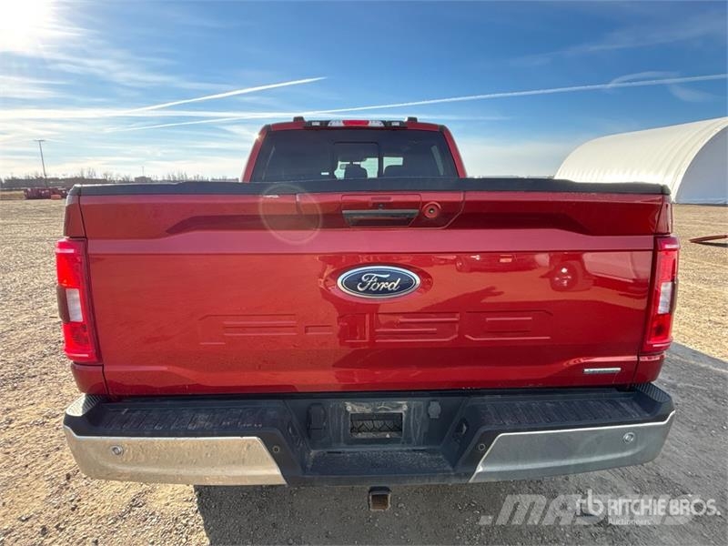 Ford F-150 4x4 Crew Cab Pickup Muu