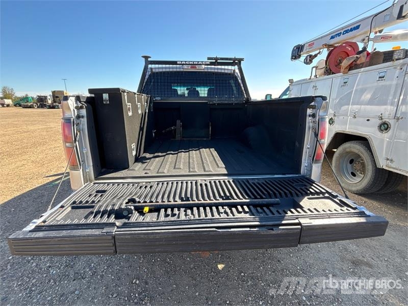 Ford F-150 4x4 Crew Cab Pickup Other