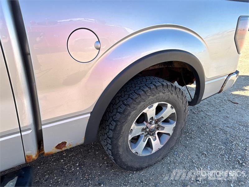Ford F-150 4x4 Crew Cab Pickup Other