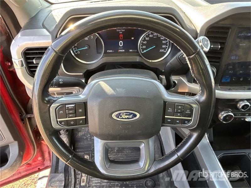 Ford F-150 4x4 Crew Cab Pickup Muu