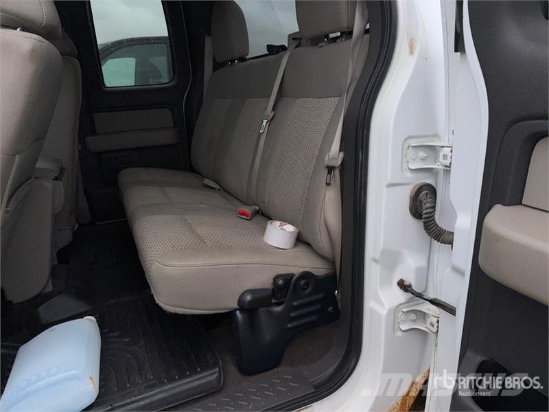 Ford F-150 4x4 Extended Cab Pickup Muu