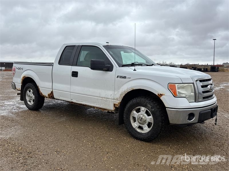 Ford F-150 4x4 Extended Cab Pickup Muu