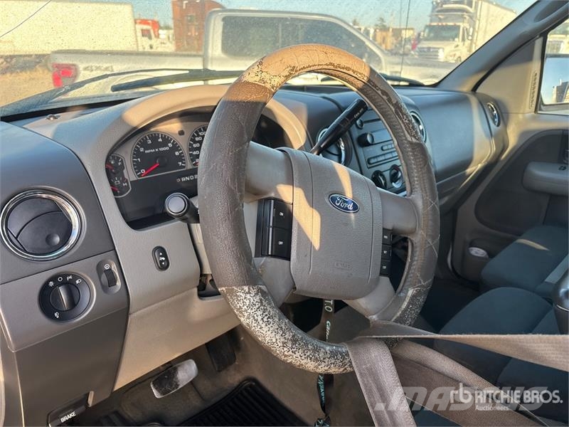 Ford F-150 4x4 Extended Cab Pickup 其他
